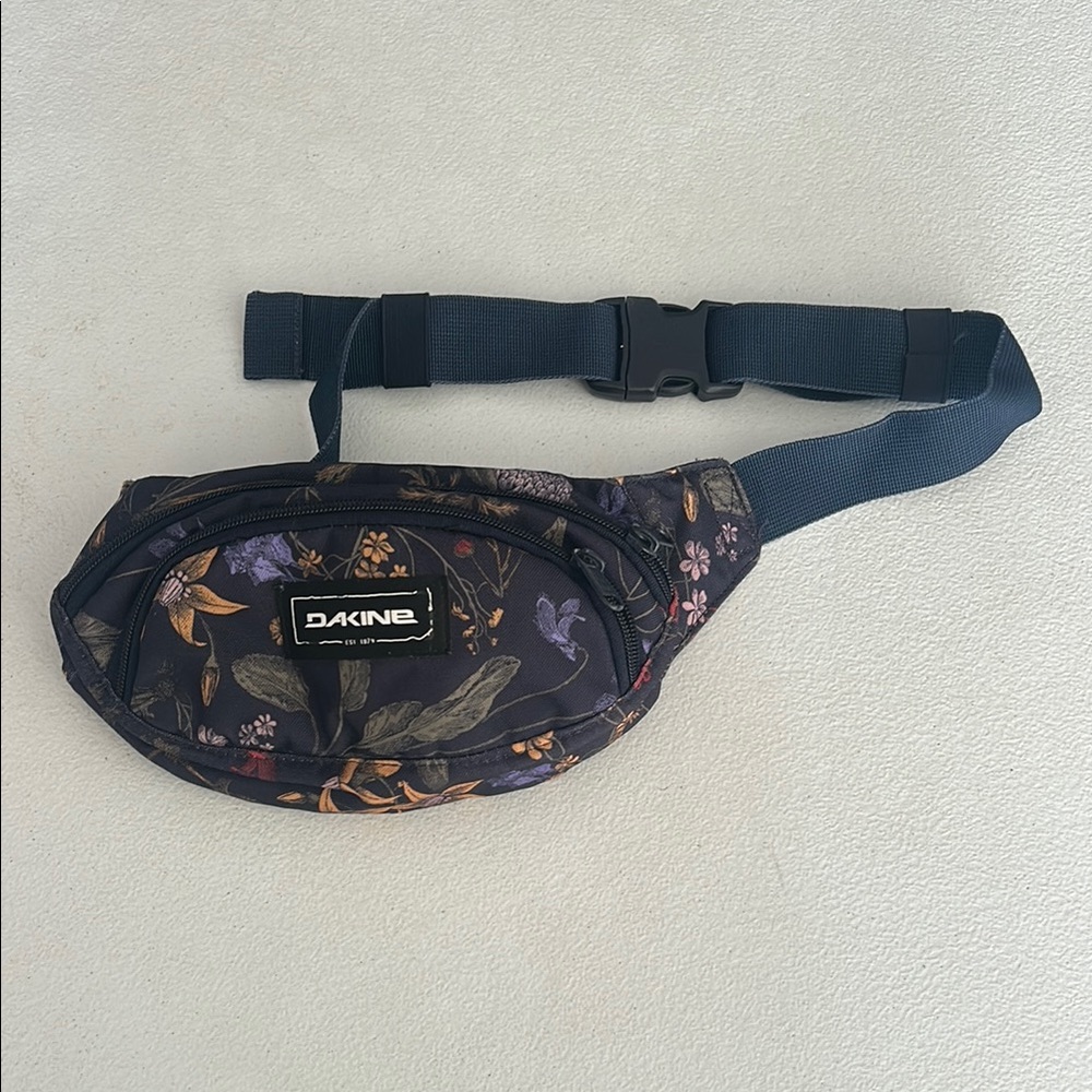 Dakine Multicolor Floral Men's Belt Bag